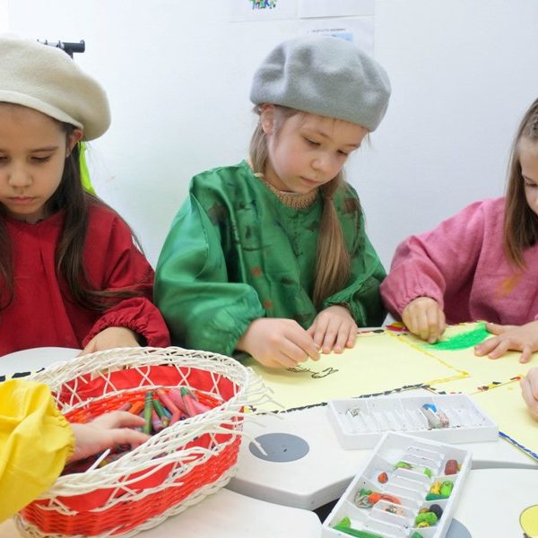 LIKOVNA RADIONICA „HAPPY ART“-1 LIKOVNA RADIONICA „HAPPY ART“-1