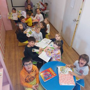 Grupni časovi engleskog jezika – HAPPY KIDS (3) Grupni časovi engleskog jezika - HAPPY KIDS (3)