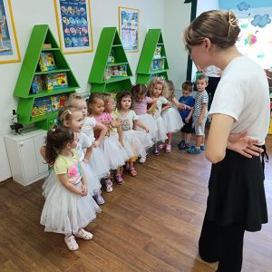 KLASIČAN BALET HK4 (9)