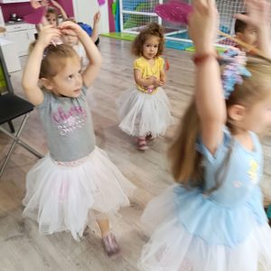 KLASIČAN BALET HK7 (13)