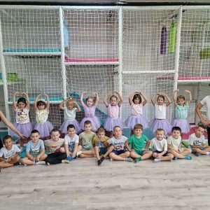 KLASIČAN BALET HK7 (58)