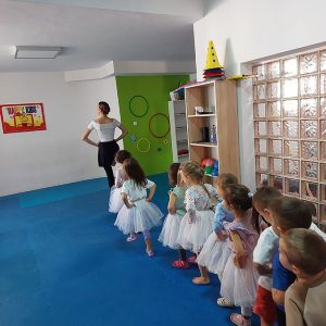 KLASIČAN BALET HK9 (15)