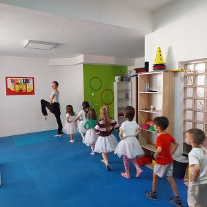 KLASIČAN BALET HK9 (30)