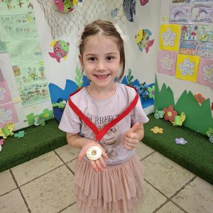 ROĐENDANSKE IGRE BEZ GRANICA HK1 (121)