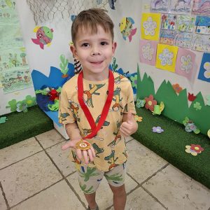 ROĐENDANSKE IGRE BEZ GRANICA HK1 (122)