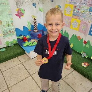 ROĐENDANSKE IGRE BEZ GRANICA HK1 (123)