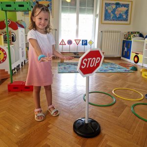 ROĐENDANSKE IGRE BEZ GRANICA HK3 (123)