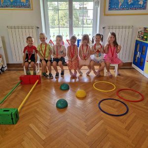 ROĐENDANSKE IGRE BEZ GRANICA HK3 (180)