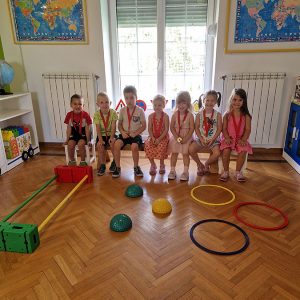 ROĐENDANSKE IGRE BEZ GRANICA HK3 (181)