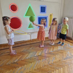 ROĐENDANSKE IGRE BEZ GRANICA HK3 (193)