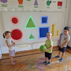 ROĐENDANSKE IGRE BEZ GRANICA HK3 (196)