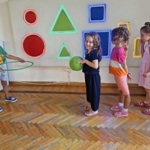 ROĐENDANSKE IGRE BEZ GRANICA HK3 (200)