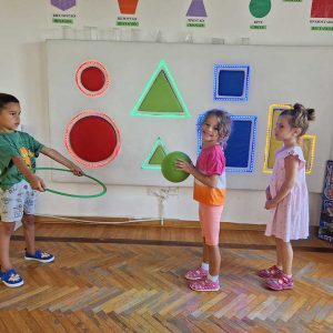 ROĐENDANSKE IGRE BEZ GRANICA HK3 (201)