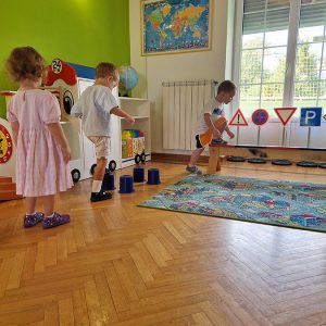 ROĐENDANSKE IGRE BEZ GRANICA HK3 (82)