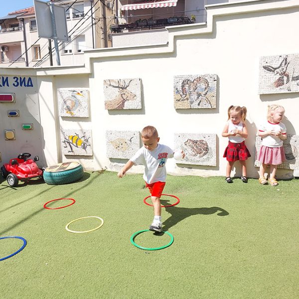 ROĐENDANSKE IGRE BEZ GRANICA HK9 (1)