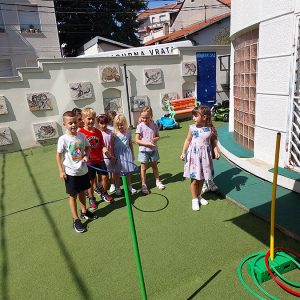 ROĐENDANSKE IGRE BEZ GRANICA HK9 (70)