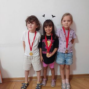 ROĐENDANSKE IGRE BEZ GRANICA HK9 (74)