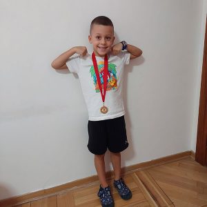 ROĐENDANSKE IGRE BEZ GRANICA HK9 (76)