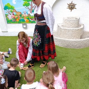 ŠKOLICA FOLKLORA HK1 (14)