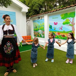 ŠKOLICA FOLKLORA HK1 (17)