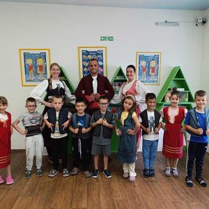 ŠKOLICA FOLKLORA HK4 (33)