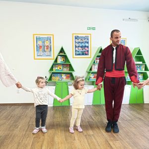 ŠKOLICA FOLKLORA HK4 (4)