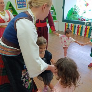 ŠKOLICA FOLKLORA HK4 (6)