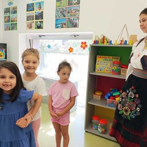 ŠKOLICA FOLKLORA HK6 (48)