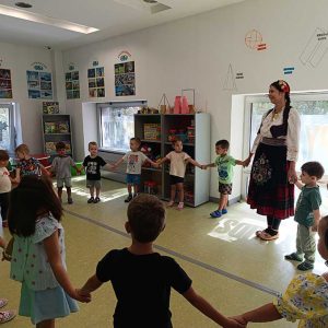 ŠKOLICA FOLKLORA HK6 (7)