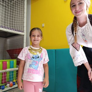 ŠKOLICA FOLKLORA HK7 (30)