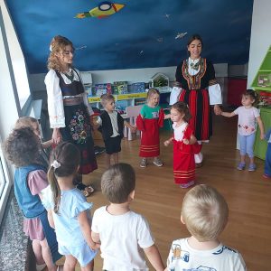 ŠKOLICA FOLKLORA HK9 (3)