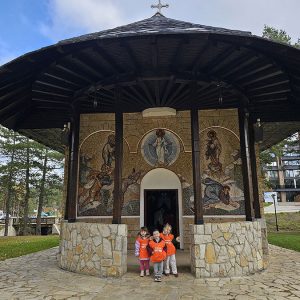 DIVČIBARE NA DLANU (70)