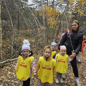 KRALJEVSKI KORACI KROZ ĆAROBNU ŠUMU (3)