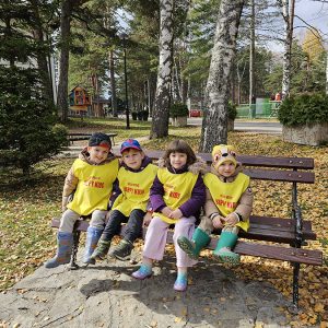 KRALJEVSKI KORACI KROZ ĆAROBNU ŠUMU (54)