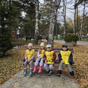 KRALJEVSKI KORACI KROZ ĆAROBNU ŠUMU (55)