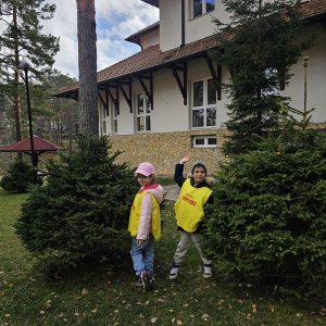 KRALJEVSKI KORACI KROZ ĆAROBNU ŠUMU (62)