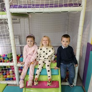 KRALJEVSKI POLAZAK PRINČEVA I PRINCEZA (22)