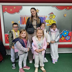 KRALJEVSKI POLAZAK PRINČEVA I PRINCEZA (57)