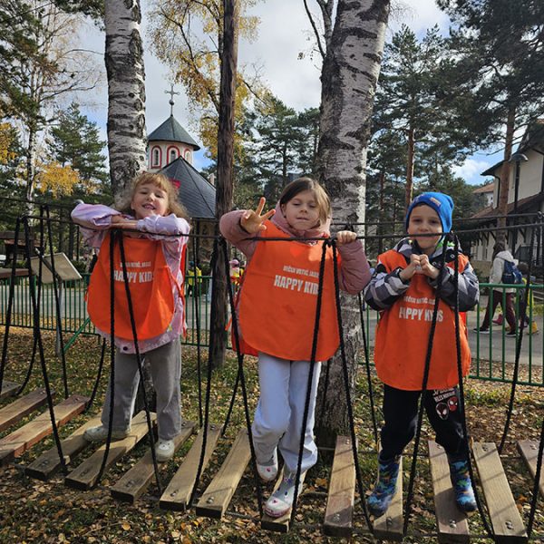 PRINČEVI I PRINCEZE U ČAROBNOJ IGRI (1)