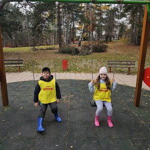 PRINČEVI I PRINCEZE U ČAROBNOJ IGRI (105)