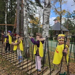 PRINČEVI I PRINCEZE U ČAROBNOJ IGRI (109)