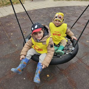 PRINČEVI I PRINCEZE U ČAROBNOJ IGRI (118)