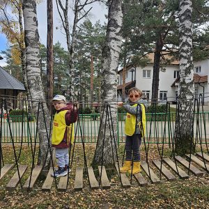 PRINČEVI I PRINCEZE U ČAROBNOJ IGRI (127)