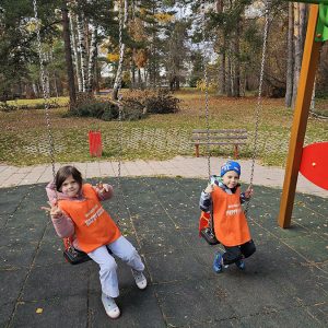 PRINČEVI I PRINCEZE U ČAROBNOJ IGRI (25)