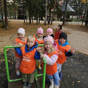 PRINČEVI I PRINCEZE U ČAROBNOJ IGRI (30)