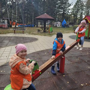 PRINČEVI I PRINCEZE U ČAROBNOJ IGRI (39)