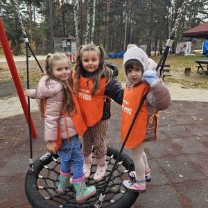 PRINČEVI I PRINCEZE U ČAROBNOJ IGRI (40)