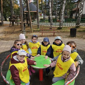 PRINČEVI I PRINCEZE U ČAROBNOJ IGRI (62)