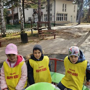 PRINČEVI I PRINCEZE U ČAROBNOJ IGRI (85)