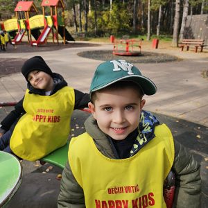 PRINČEVI I PRINCEZE U ČAROBNOJ IGRI (86)